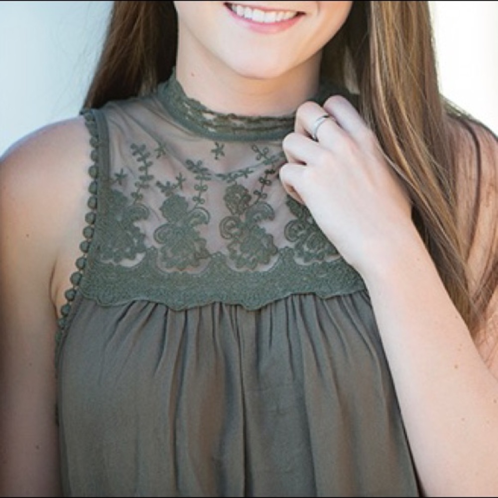 Green lace detail top